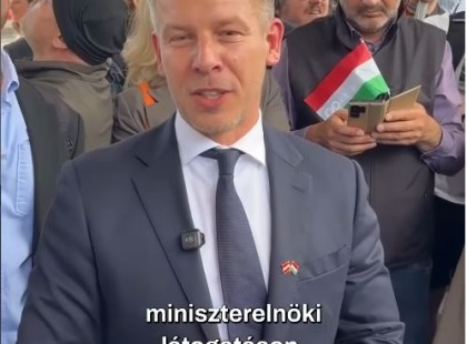 Levideózták , milyen egyedi módon búcsúztatták el Magyar Pétert Bécsben! Igen emlékezetesre sikerült az esemény! A felvételt a hozzászólásoknál láthatod.