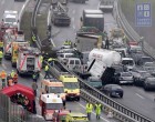 Az M7-ES AUTÓPÁLYÁN 5-ÖS BALESET VAN. NEM FOGJÁK ELTALÁLNI, HOGY MI OKOZTA EZT A NAGY KARAMBOLT ! Pár órával ezelőtt a M7-es autópályán jöttünk haza Balatonról Budapestre
