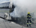 27 magyar fiatalt szállító busz lobbant lángra Ausztriában. ⬇️