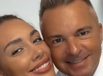 Levetkőzött !Brutális testet villantott Cooky 27 évvel fiatalabb szerelme – Szécsi Debóra fotójára egyszerűen nincsenek szavak!...ITT a felvétel – addig nézd meg, amíg le nem törlik!???́??? ? ?????́???́??́?????́?!