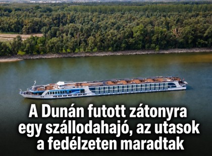 A Dunán futott zátonyra egy szállodahajó, az utasok a fedélzeten maradtak