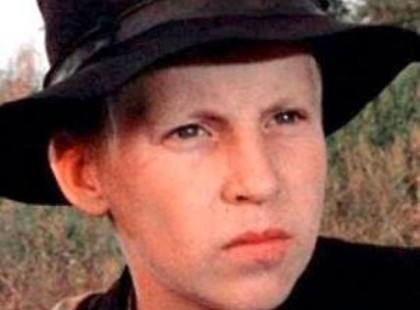 13 éve, a mai napon dobta el az életét Bendegúz, az Indul a bakterház című film főszereplője.. Most derült ki, hogy miért dobta el az életét...