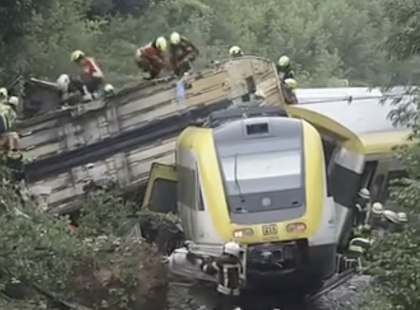 Kisiklott egy vonat Budapesten – videó!